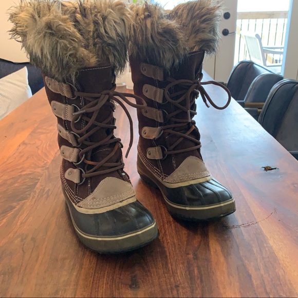 Sorel - Joan of Arctic Boot | Women’s Size 7 - Picture 2 of 6